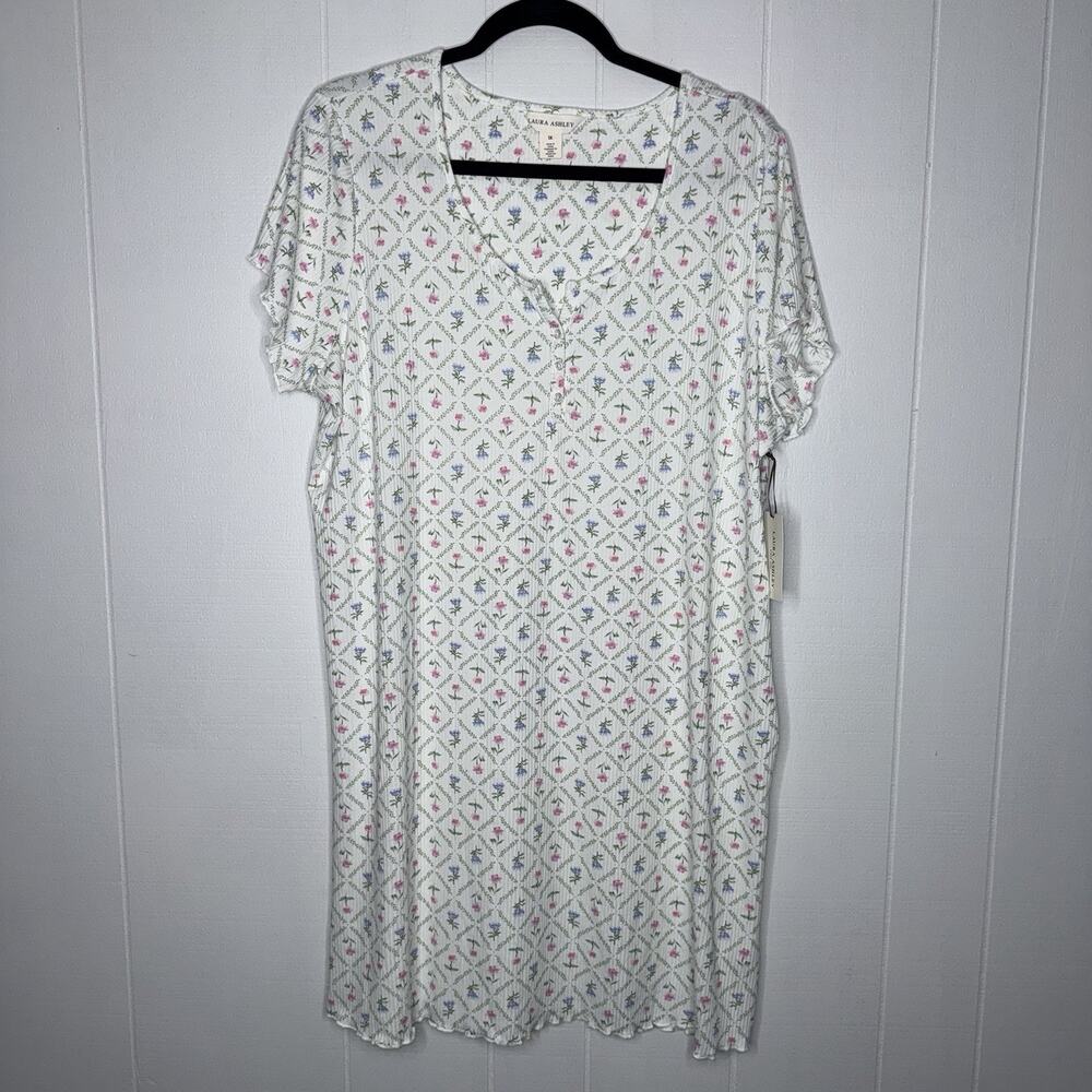 Laura Ashley Women's Rib Knit Henley Sleepshirt Size 1X NWT